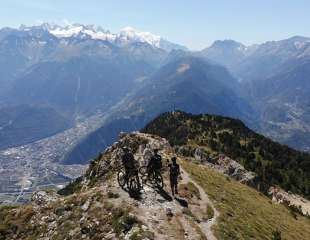 Bicicleta de montaña en Valais ... nuestra guía completa